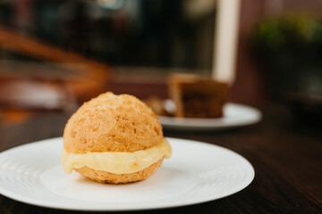 Pão de Queijo stuffed with queijo da canastra