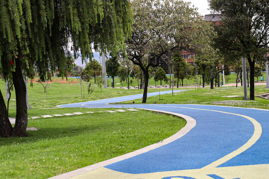 Fondo pista para correr en el parque