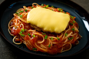 Spaghetti Tomato Sauce with Hamburg and Cheese