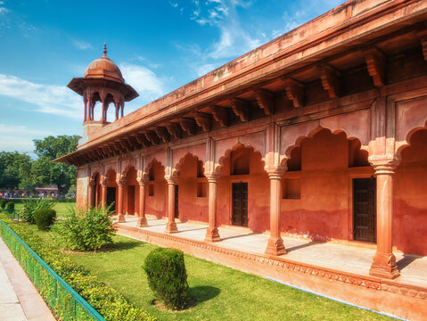 Columnade of Gateway of the Taj Mahal.