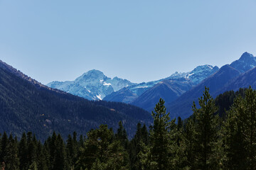 Obraz premium mountain blue sky sunny day nature landscape environment