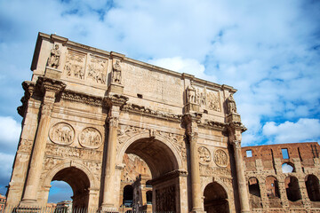 Fototapeta na wymiar Typical architecture in Rome, Italy