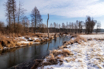 Piękna zima w Dolinie Górnej Narwi, Podlasie, Polska