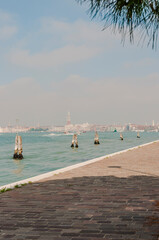 Venedig, Altstadt, Insel, Ufer, Lagune Kan&auml;le, Markusplatz, Markusdom, San Giorgio Maggiore, historische H&auml;user, Dogenpalast, Sommer, Italien