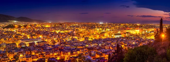 Zelfklevend Fotobehang Beautiful panorama of night Athens, Greece, Europe. View of the city at night © Tortuga