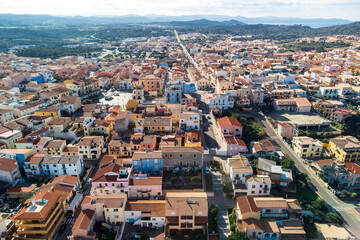 Fototapeta na wymiar Sardegna: Santa Teresa Gallura, veduta aerea del paese
