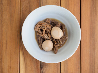 한국음식 소고기와 메추리 알 간장조림, 장조림