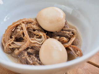 한국음식 소고기와 메추리 알 간장조림, 장조림