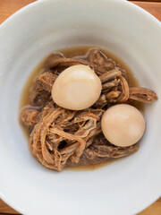 한국음식 소고기와 메추리 알 간장조림, 장조림