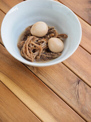 한국음식 소고기와 메추리 알 간장조림, 장조림