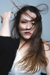 Obraz premium クールな女性ポートレート