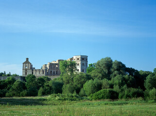 Krzyztopor (Krzyztopor) Castle in the town of Ujazd, Poland