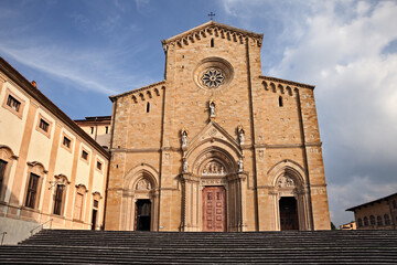 Fototapeta na wymiar Arezzo, Tuscany, Italy: facade of the ancient Catholic Cathedral in the historic center of the Tuscan city of art