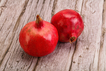 Fresh ripe and sweet pomegranet fruit