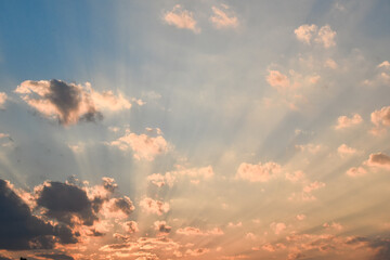 Skyline. Sky sunshine. Background cloud.