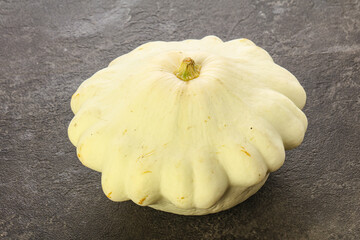 Raw round vegetable - zucchini patosson