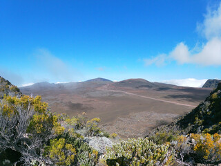 Magnifique vue sur le volcan du Piton de la Fournaise à l'île de la Réunion