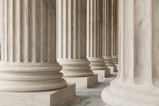 USA, DC, Washington, Columns of US Supreme Court