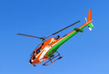 Hubschrauber Einsatz in den Alpen