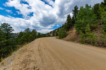 road to the mountains