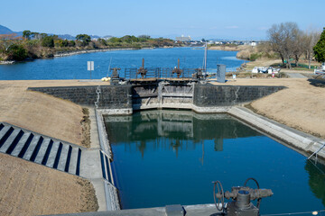 中無田閘門と加勢川