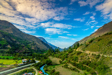 Paisaje Canta verde azulado