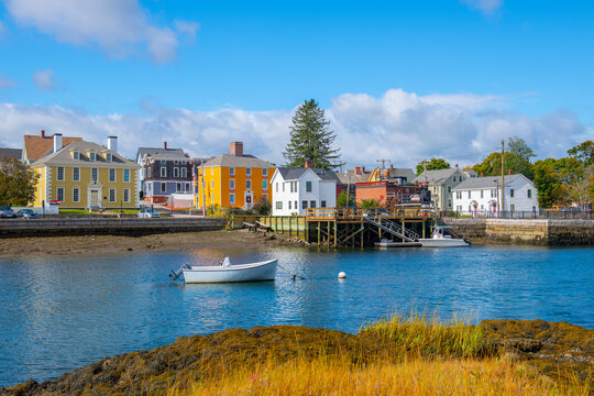 Portsmouth Historic Waterfront Residential Area At Piscataqua River In City Of Portsmouth, New Hampshire NH, USA. 