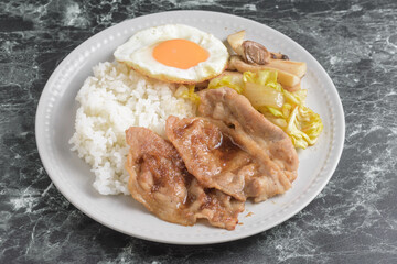 豚の生姜焼きランチ