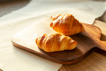 クロワッサン
パン