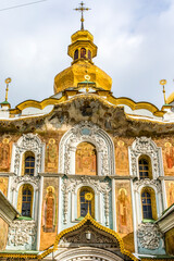 Obraz premium Gate church of the Trinity (12th-18th century), Upper Lavra, Kiev, Ukraine