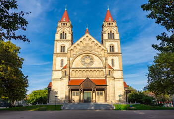 Fototapeta na wymiar St. Francis of Assisi church on Mexicoplatz square, Vienna, Austria