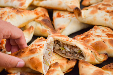 empanadas nutritivo de carne y verduras recien cocinadas comida rica 
