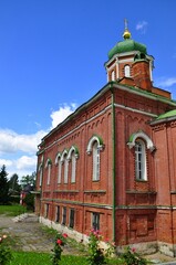Fototapeta na wymiar The Spaso-Borodinsky Monastery is an Orthodox convent of the Odintsovo Diocese of the Russian Orthodox Church, located on the Borodino field, near the village of Semenovskoye in the Borodino rural set