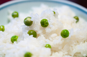 茶碗についだ豆ご飯 クロースアップ 和食 日本
