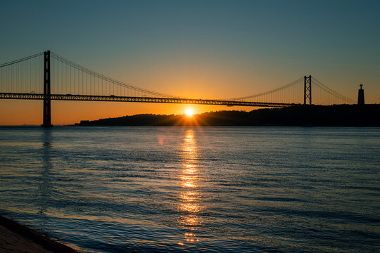 Ponte 25 Abril, Lisboa, rio tejo