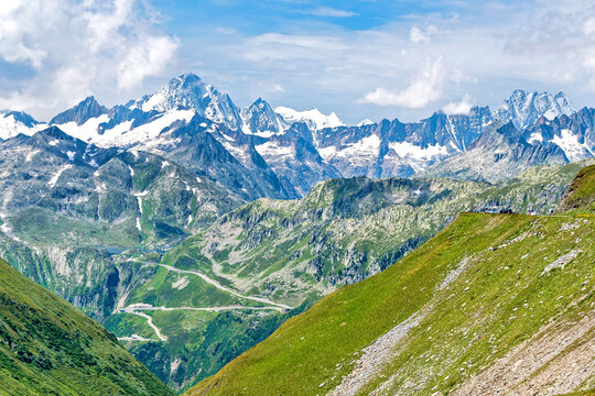 Blick vom Furkapass ins Oberwallis mit Grimselpass