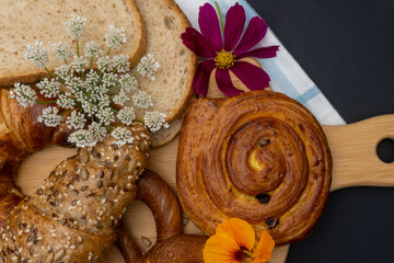  Dark background with bread on top