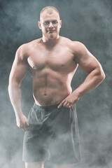 Fototapeta na wymiar handsome muscular man