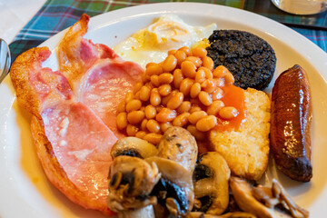 Close up shot of a traditional Scottish breakfast
