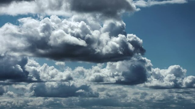 Cumulus cloud timelapse right to left