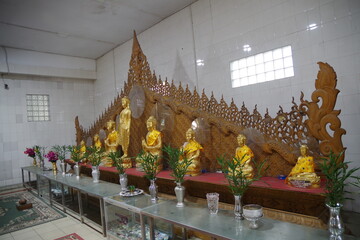 ミャンマー　ヤンゴンのチャウタッジーパゴダ