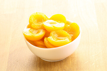Canned apricot – sweet light dessert