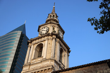 Fototapeta na wymiar The bell tower of the IGLESIA Y CONVENTO SAN FRANCISCO in Santiago, Chile