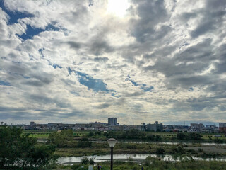 Fototapeta na wymiar 多摩川と空