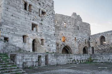 Crac des Chevaliers – A crusader castle caught in conflict zone, Syria - obrazy, fototapety, plakaty