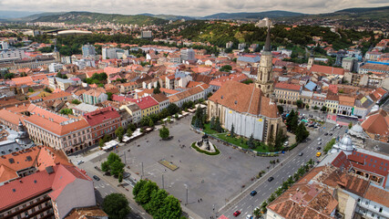Obraz premium Aerial view of an old town on a cloudy day