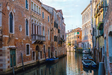 Fototapeta na wymiar Quiet typical venetian canal, Venice, Italy