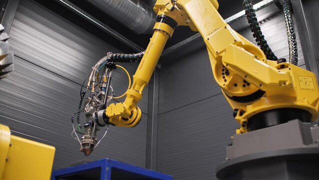 Fanuc robot m-710 01
