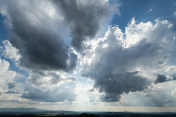Fototapeta na wymiar Fresh natural summer cloudscape