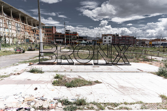 El Bronx Sign in Creative District Bogot&aacute; Colombia